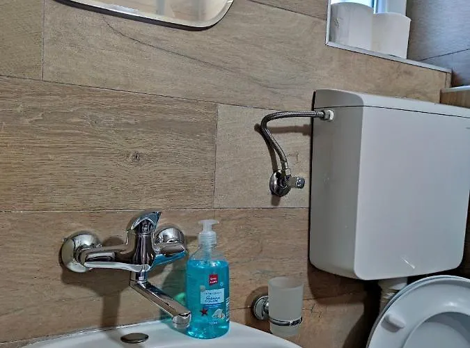 Lili U Parku Врнячка-Баня